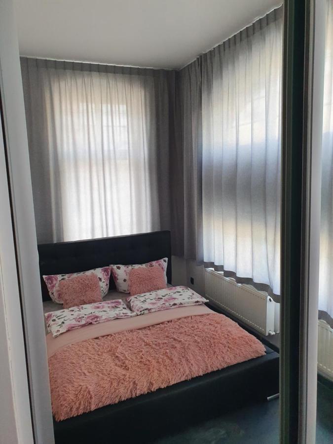 Apartament Sto Metrow Od Morza Świnoujście Екстериор снимка